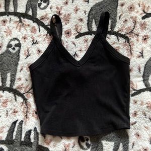 black cropped tank top